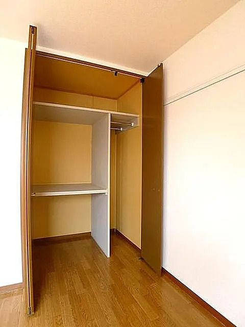 クレセントハウスⅠの収納|収納豊富です
