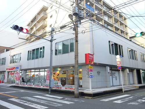 秀和大岡山レジデンスの周辺|【ドラッグストア】ツルハドラッグ目黒中根店まで1084ｍ
