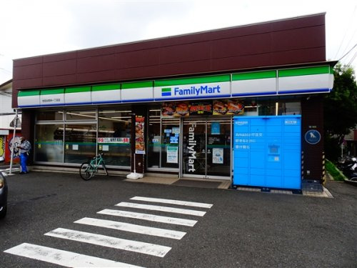 CYNTHIAFour-D三軒茶屋の周辺|【コンビニエンスストア】ファミリーマート　世田谷若林１丁目店まで443ｍ