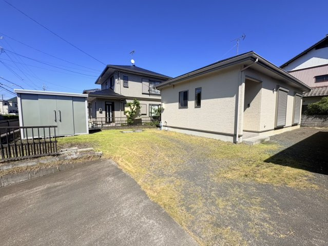 売中古戸建　藤枝市時ケ谷の庭|65坪の広い敷地は色々な活用法があります！