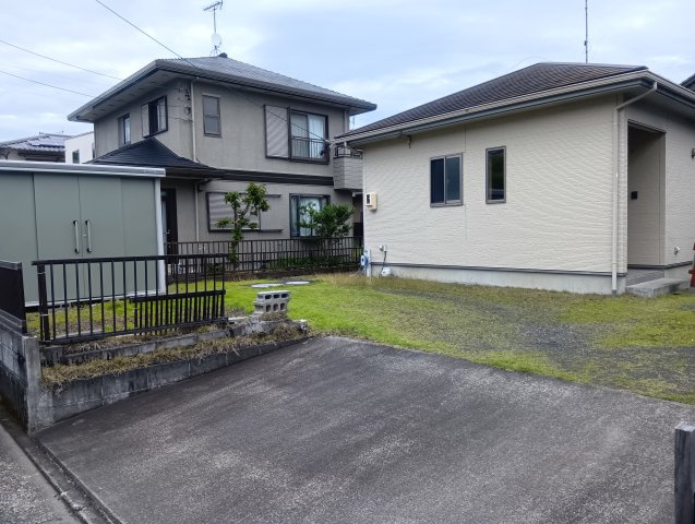 売中古戸建　藤枝市時ケ谷の外観|敷地は通りより高い位置にあります！