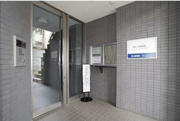 ステージファースト武蔵小山のエントランス