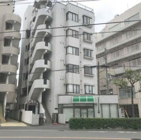 ティンバー小林の外観