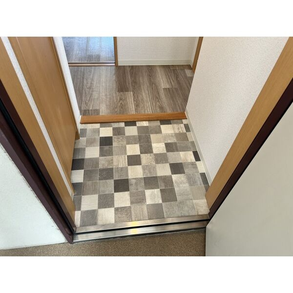 パレット駅西の玄関