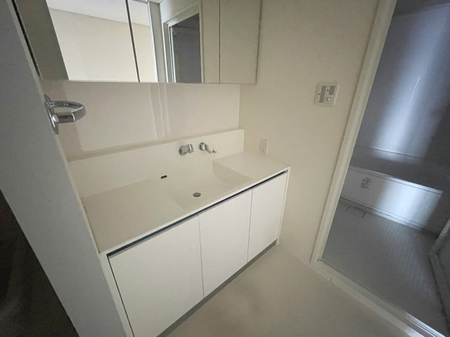 独立洗面化粧台付き☆