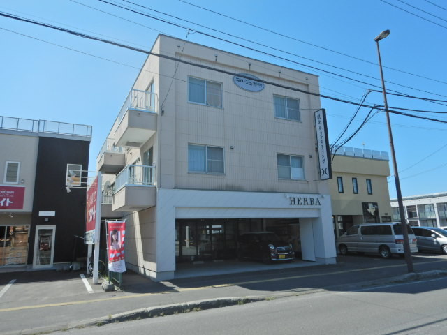 ラルジュ旭町