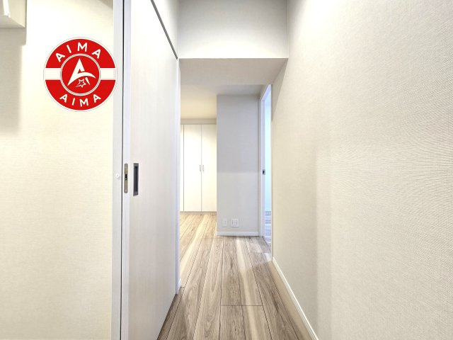 ライオンズマンション長住南第2の内観：施工例|落ち着いた玄関です。