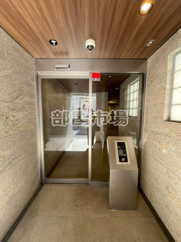 元浅草YKマンションのエントランス