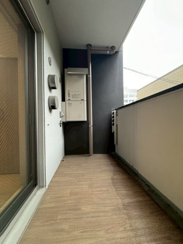 プレサンス　ロジェ　丸の内　PRIME　CASA　名古屋市賃貸　仲介手数料無料のバルコニー