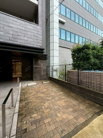 プレサンス　ロジェ　丸の内　PRIME　CASA　名古屋市賃貸　仲介手数料無料の駐車場