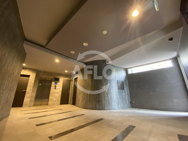 LaSante梅田北のロビー
