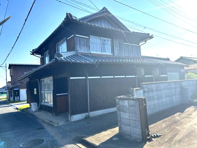 加古川市上荘町国包　戸建の外観|おしゃれな外観です