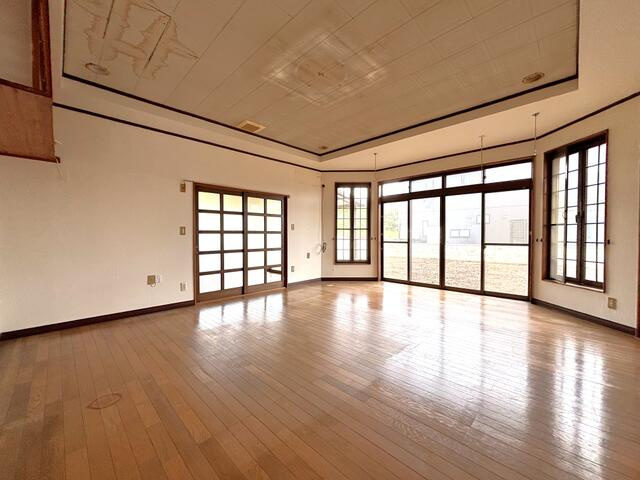 宇都宮市上籠谷町　4ＬＤＫ　中古住宅の内装