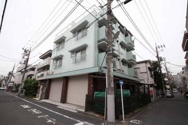 山十マンションの外観