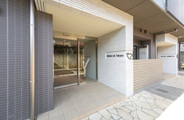 Ｍａｉｓｏｎ　ｄｅ　Ｔａｋａｙａ(メゾン　ド　タカヤ) のエントランス