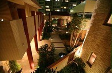 ロイヤルパークスシーサー南千住の庭|中庭