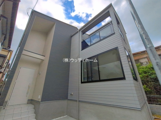 越谷市伊原　新築一戸建ての外観