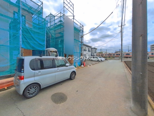 仲介手数料無料　ハートフルタウン　所沢市東所沢6期　全3棟　の前面道路含む現地写真