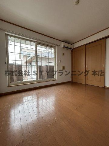 仲介手数料0円！ミッテフリーデⅠの居間・リビング