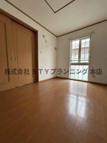 仲介手数料0円！ミッテフリーデⅠの洋室