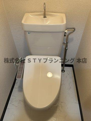 仲介手数料0円！マリオン大曽根のトイレ