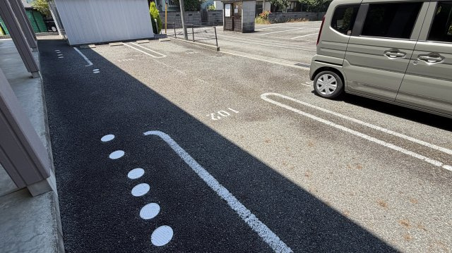 コンフォースコートIの駐車場