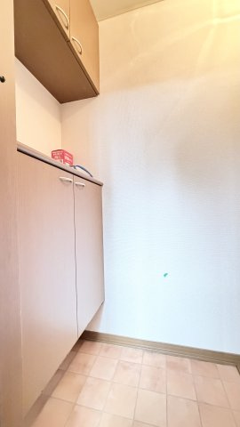オーレ日吉の玄関