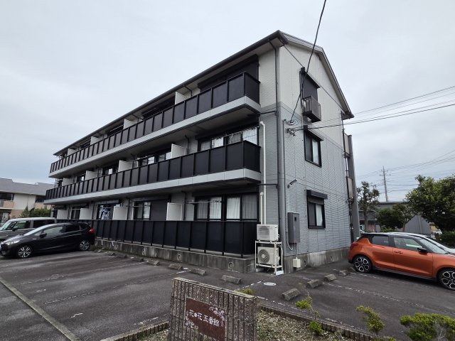 花花五番館の外観