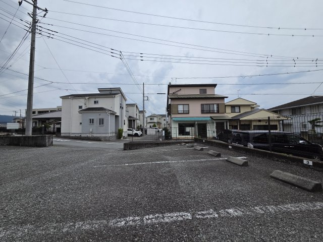 セレーノｕ．の駐車場