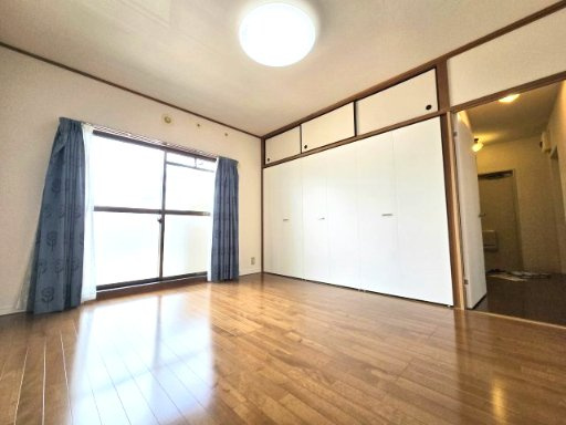 コトー萩の洋室