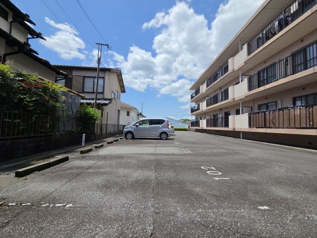 コトー萩の駐車場