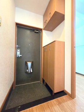 ワンロード・加茂川の玄関