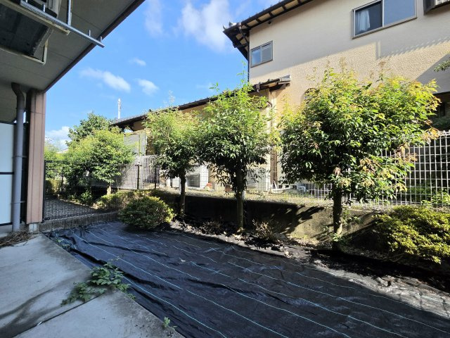 ワンロード・加茂川の庭