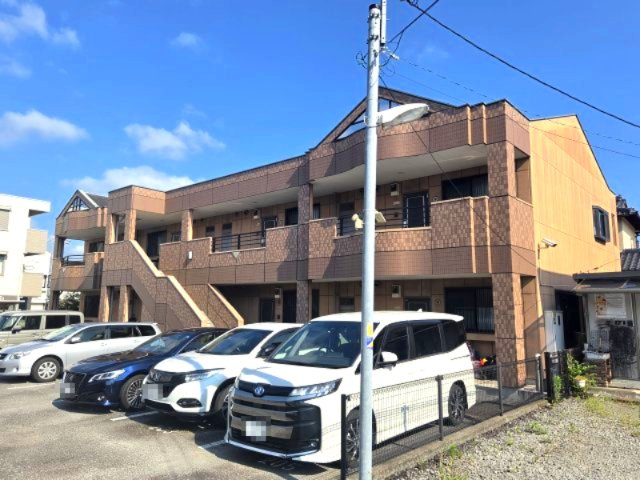 ワンロード・加茂川の外観