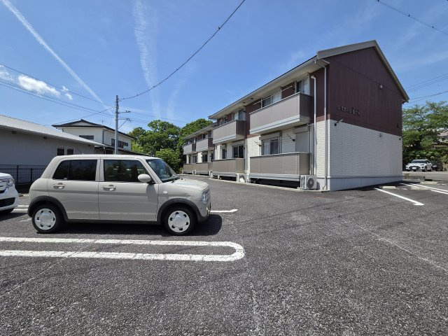 ルミエール花の木　Bの駐車場