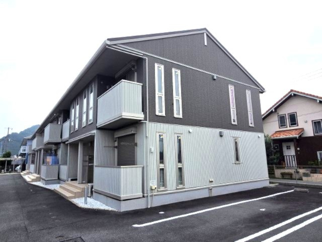 リーヴ カルムの外観