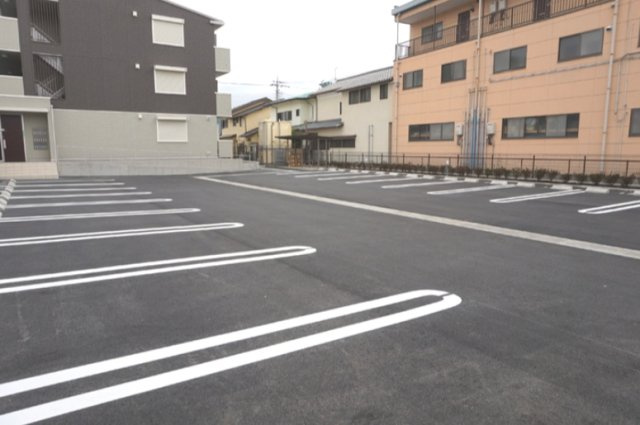 KMT沙稀の駐車場