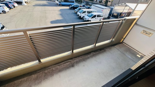 ミクアルトの駐車場