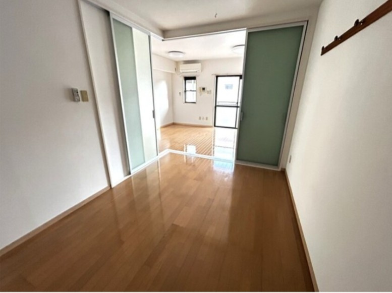 グリーングラスの居間・リビング