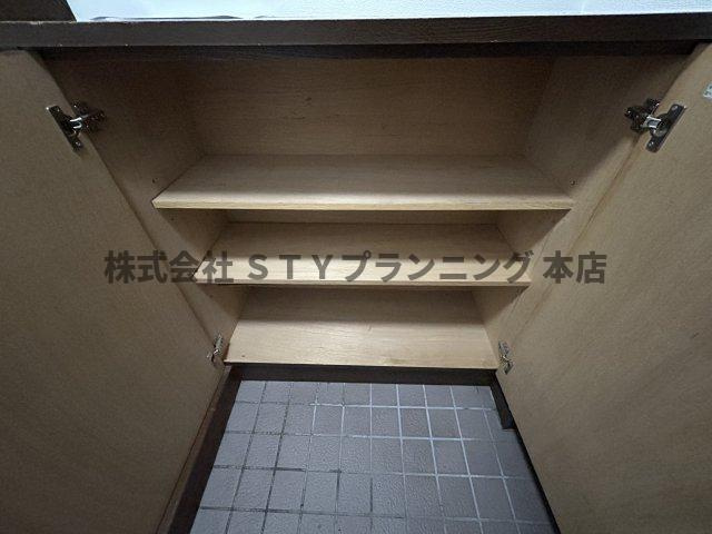 仲介手数料0！！フローラタウンの収納