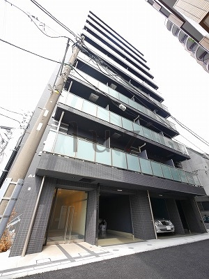 ルミード横浜阪東橋の外観
