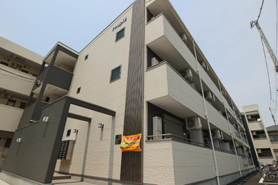2015年築　オートロック完備