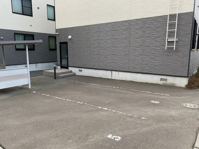 レオパレスロワジール西野Ｂのその他