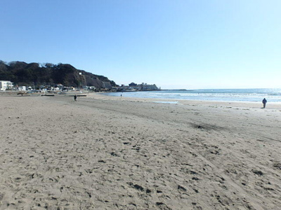 材木座海岸まで８００ｍ