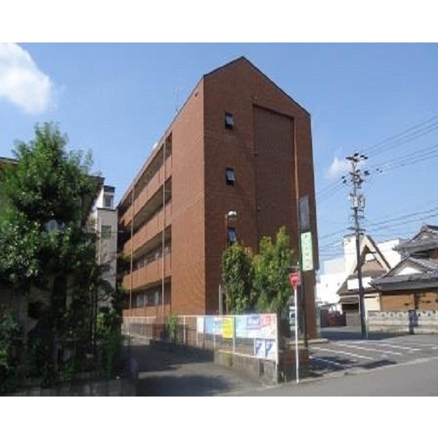 岐阜市六条北２丁目のアパート