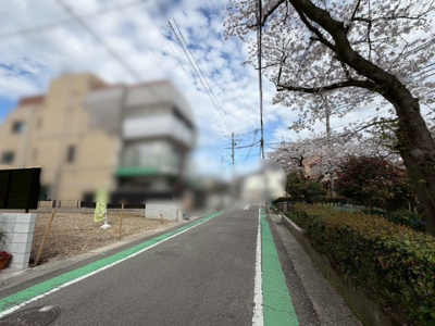 【前面道路含む現地写真】 | 甲子園口2丁目　土地 | 西宮市甲子園口2丁目の閑静な住宅街に位置する土地。周辺環境が良く、長く安心して暮らせるエリアです。生