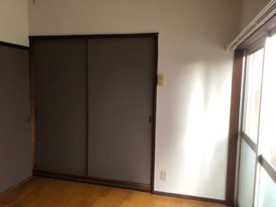 【ダイニング】 | 兵庫県加古川市別府町別府　OC　中古戸建　 | 木目調のフローリング。お手入れがしやすく掃除も快適。