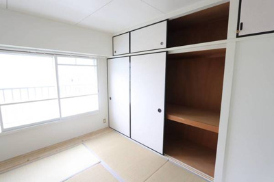 【収納】 | ビレッジハウス柏原1号棟 | ビレッジハウスの同一物件・同一タイプの間取りの写真です