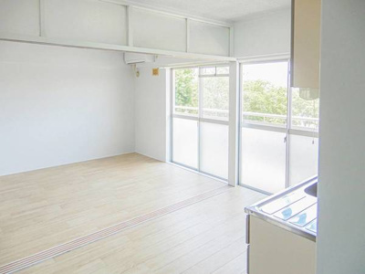 【居間・リビング】 | ビレッジハウス柏原1号棟 | ビレッジハウスの同一物件・同一タイプの間取りの写真です