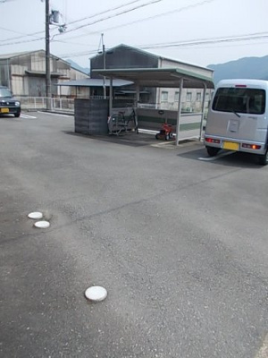 【駐車場】 | ベェル　ヴェル